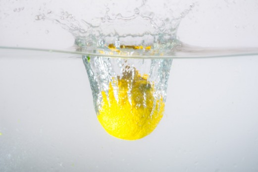 water_inject_lemon_spray_water_splashes_spill_over_drip_wave-855459.jpg!d.jpeg